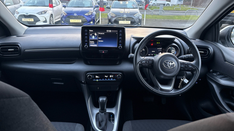 Toyota Yaris 1.5 Hybrid Design 5dr CVT Hybrid Hatchback